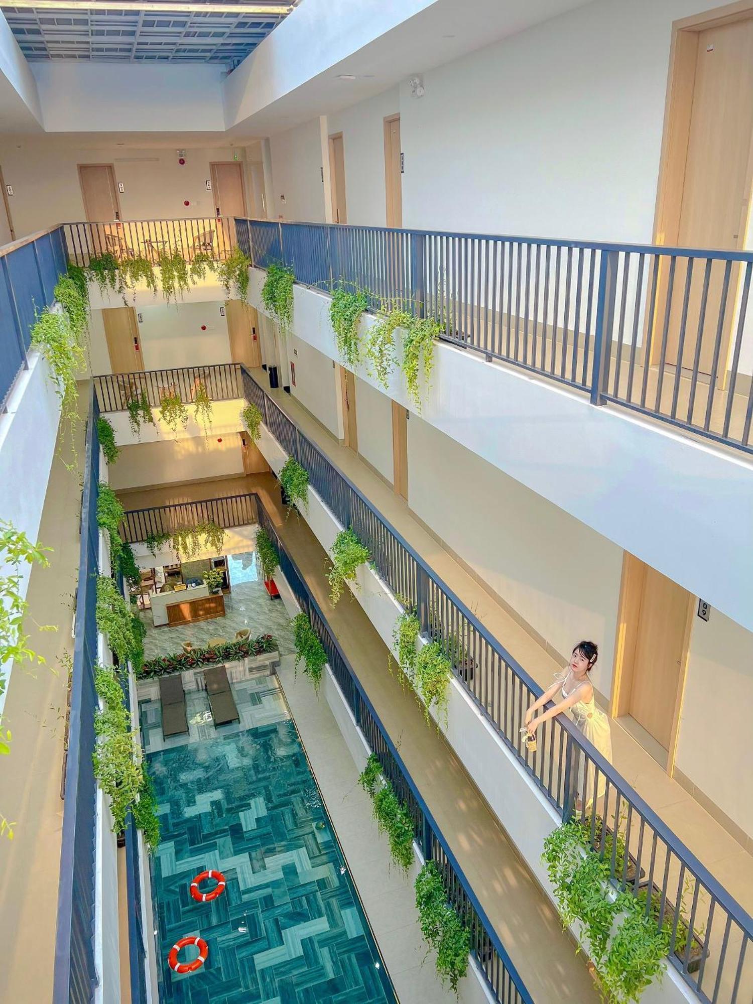 Diora Hotel Pleiku By Hos Exterior photo